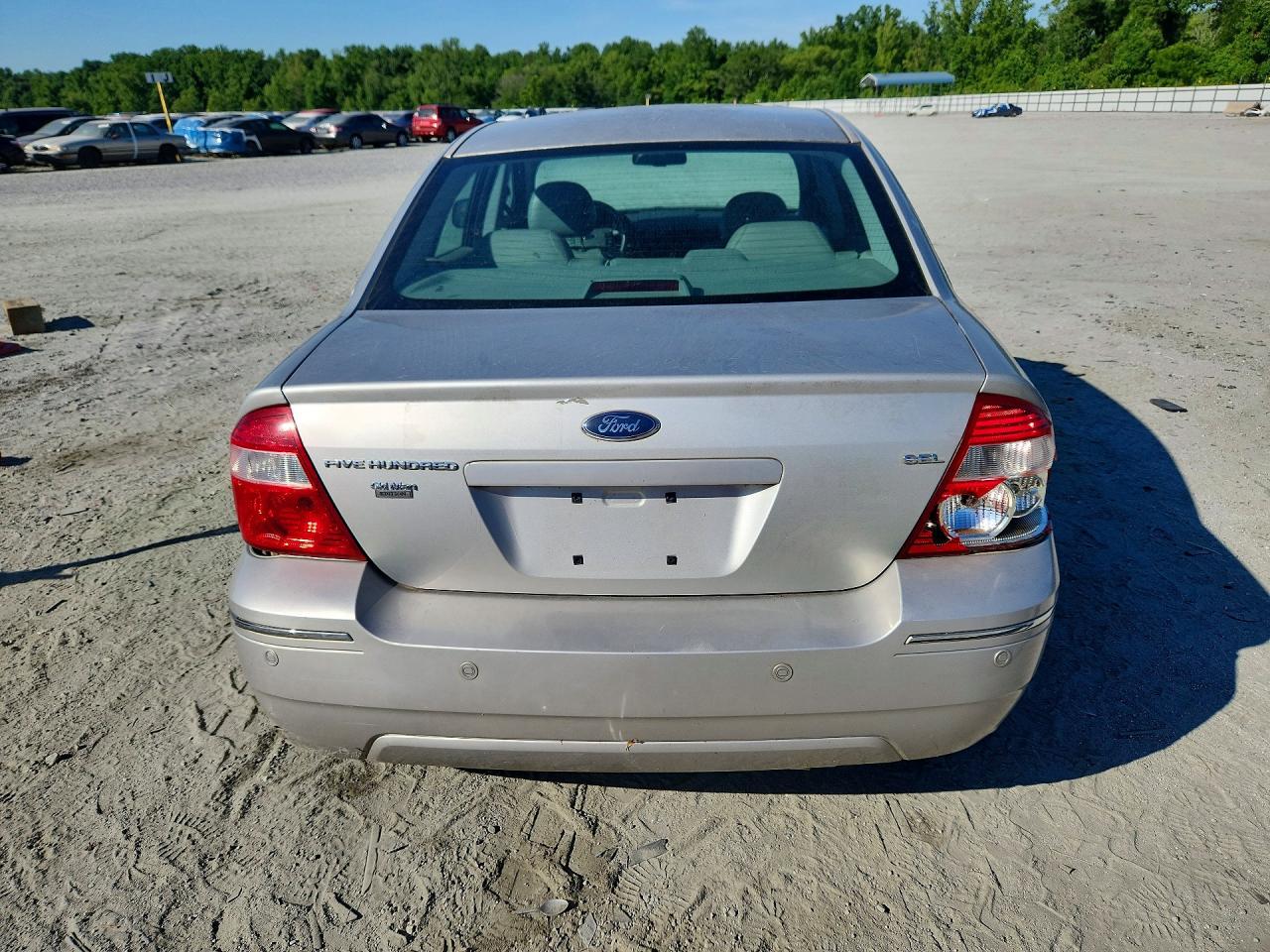 Ford Five Hundr Sel