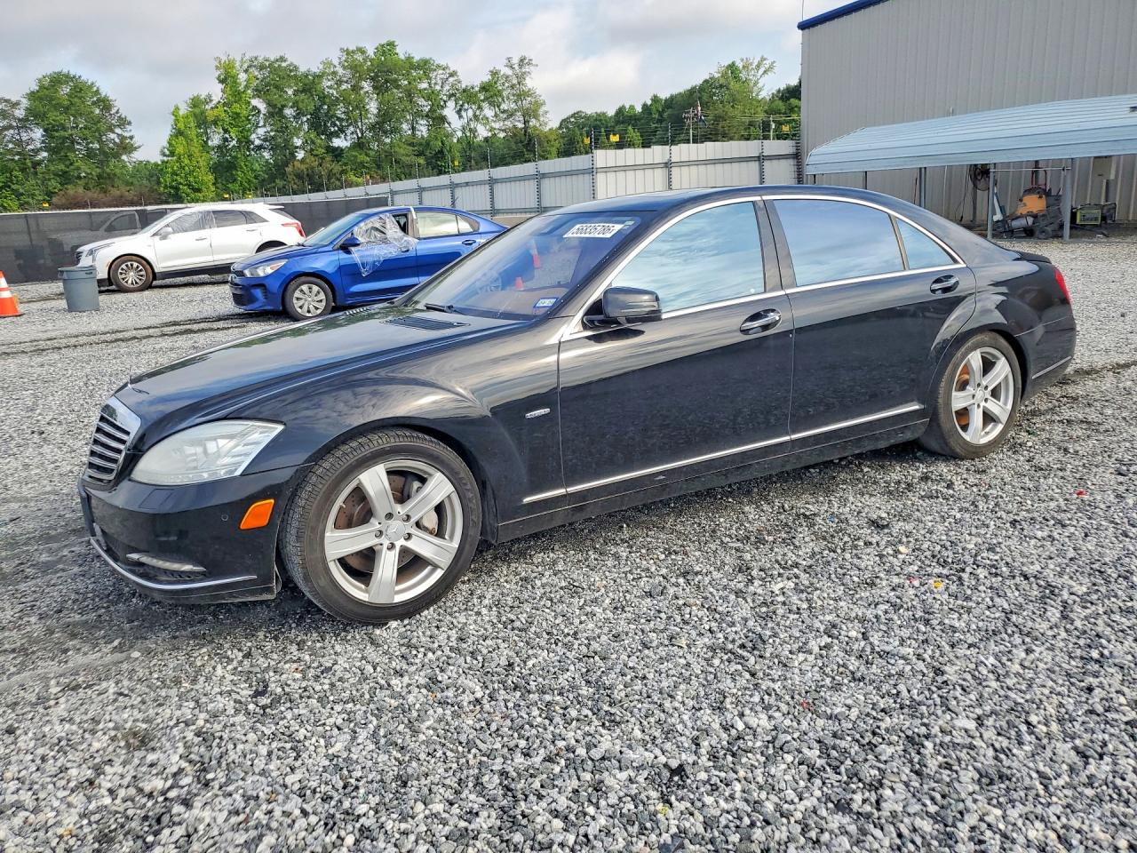 Mercedes-Benz S-Class 550