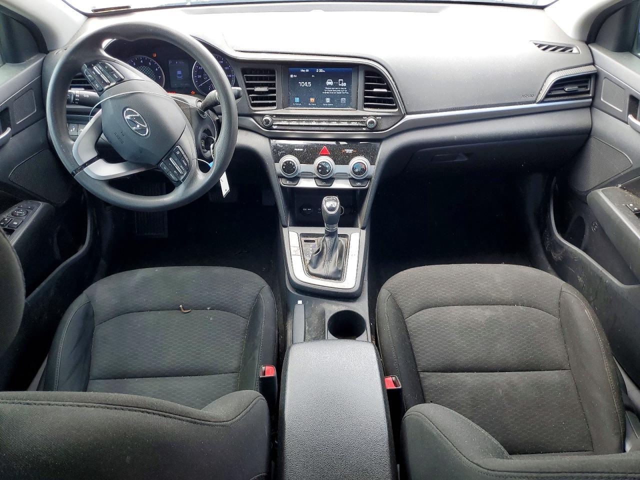 Hyundai ELANTRA Sel