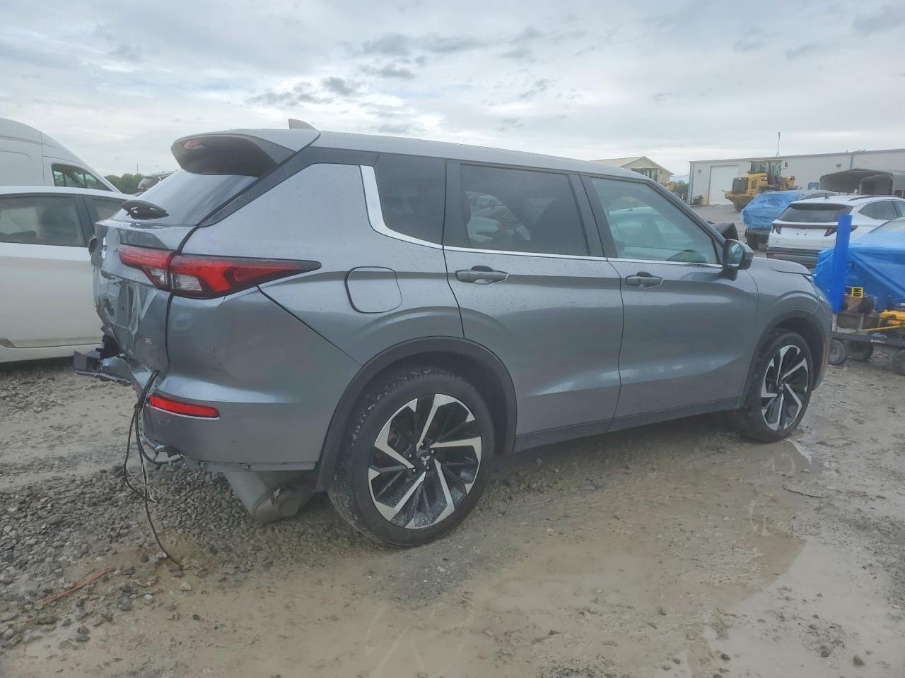 Mitsubishi Outlander Se