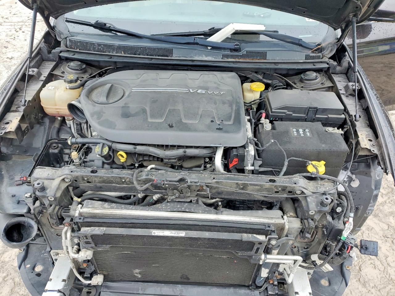 Chrysler 200 C