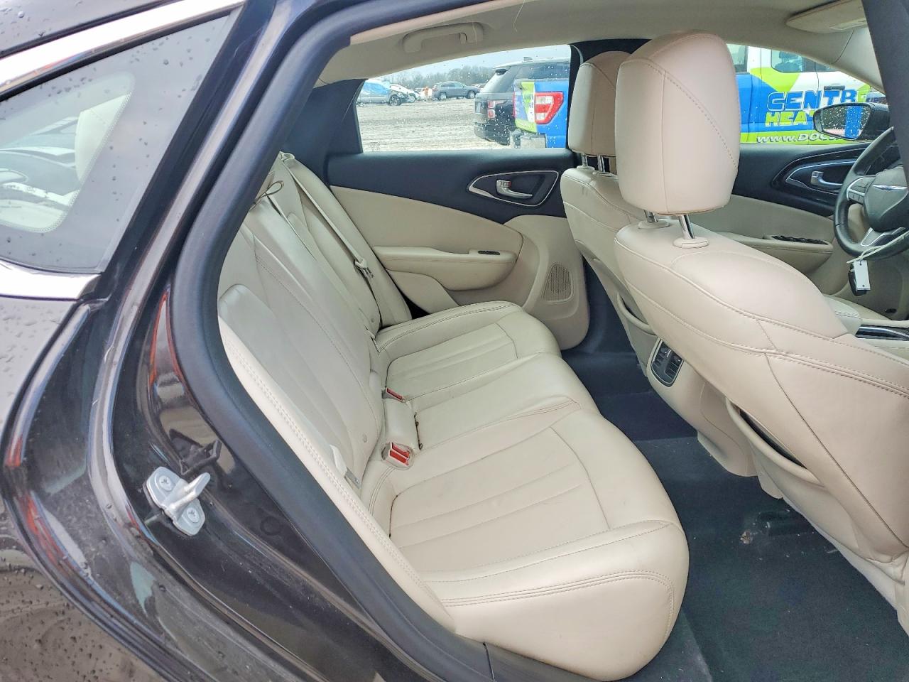 Chrysler 200 C