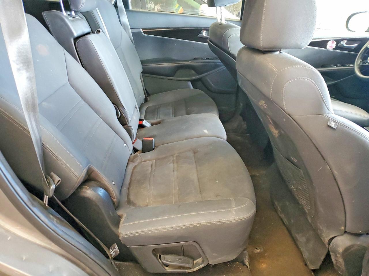 Kia Sorento Lx V6
