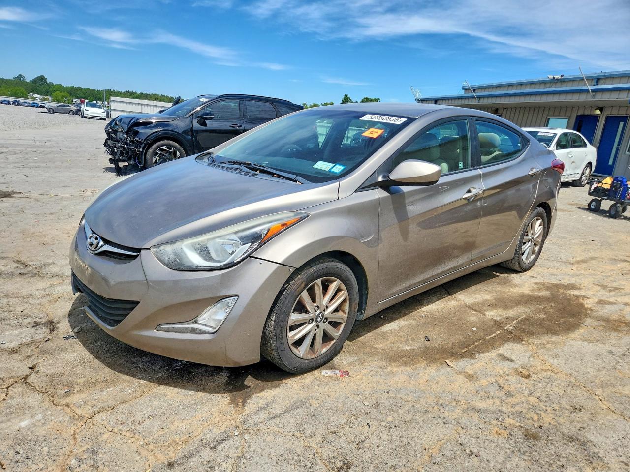 Salvage Hyundai ELANTRA Image