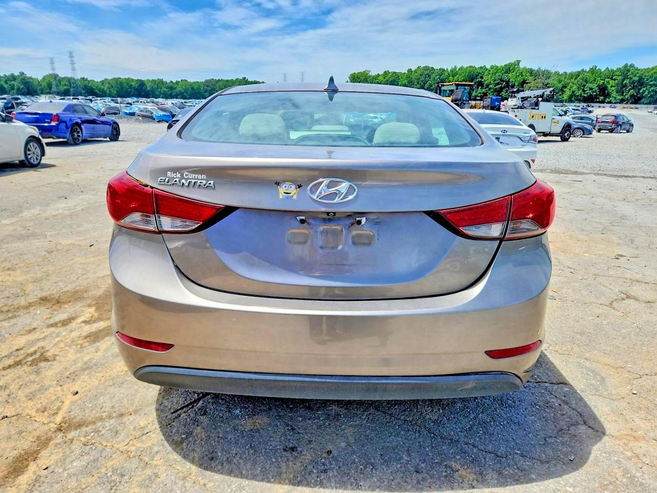 Hyundai ELANTRA Se