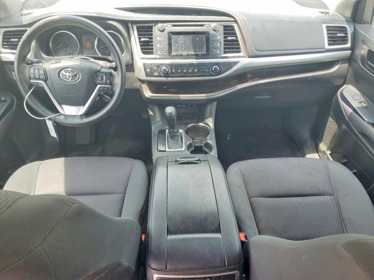 Toyota Highlander Le