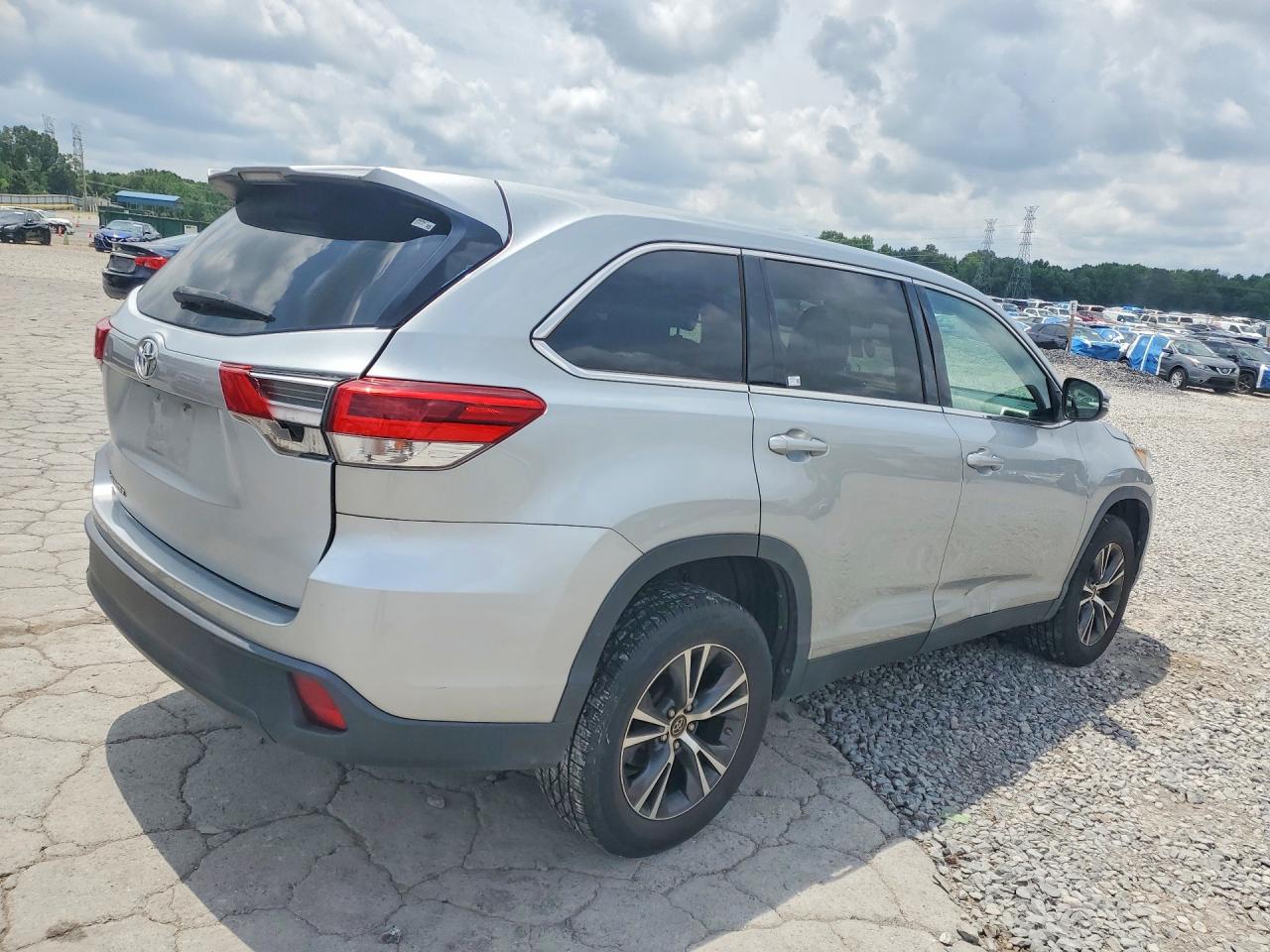 Toyota Highlander Le