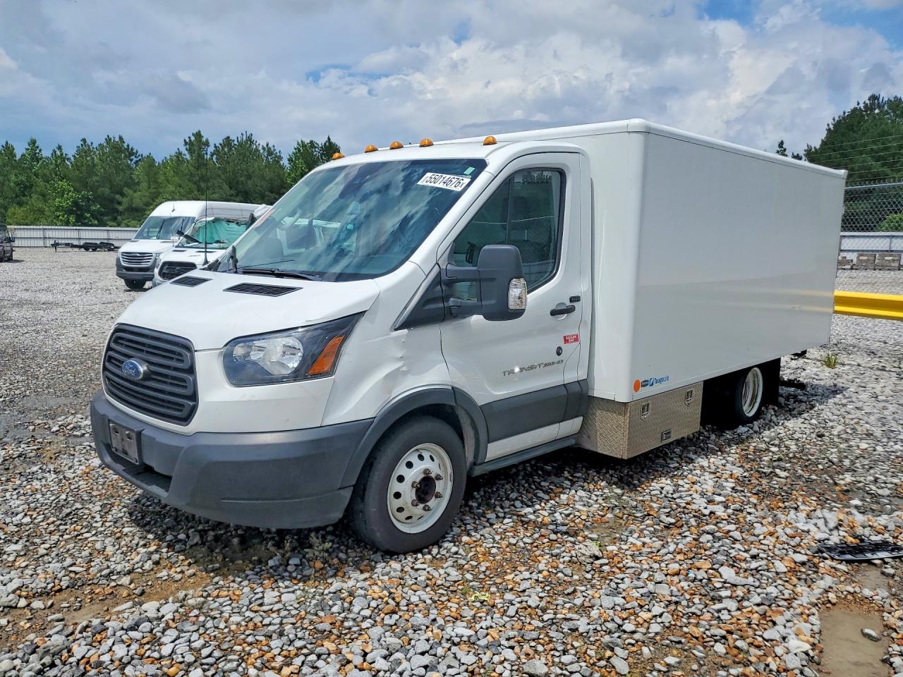 Salvage Ford Transit Image