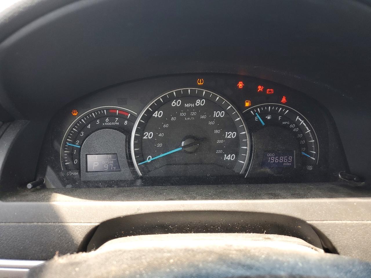 Toyota Camry Le