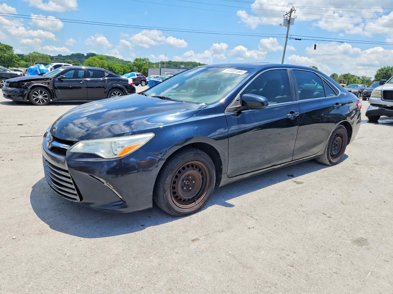 Salvage Toyota Camry Image