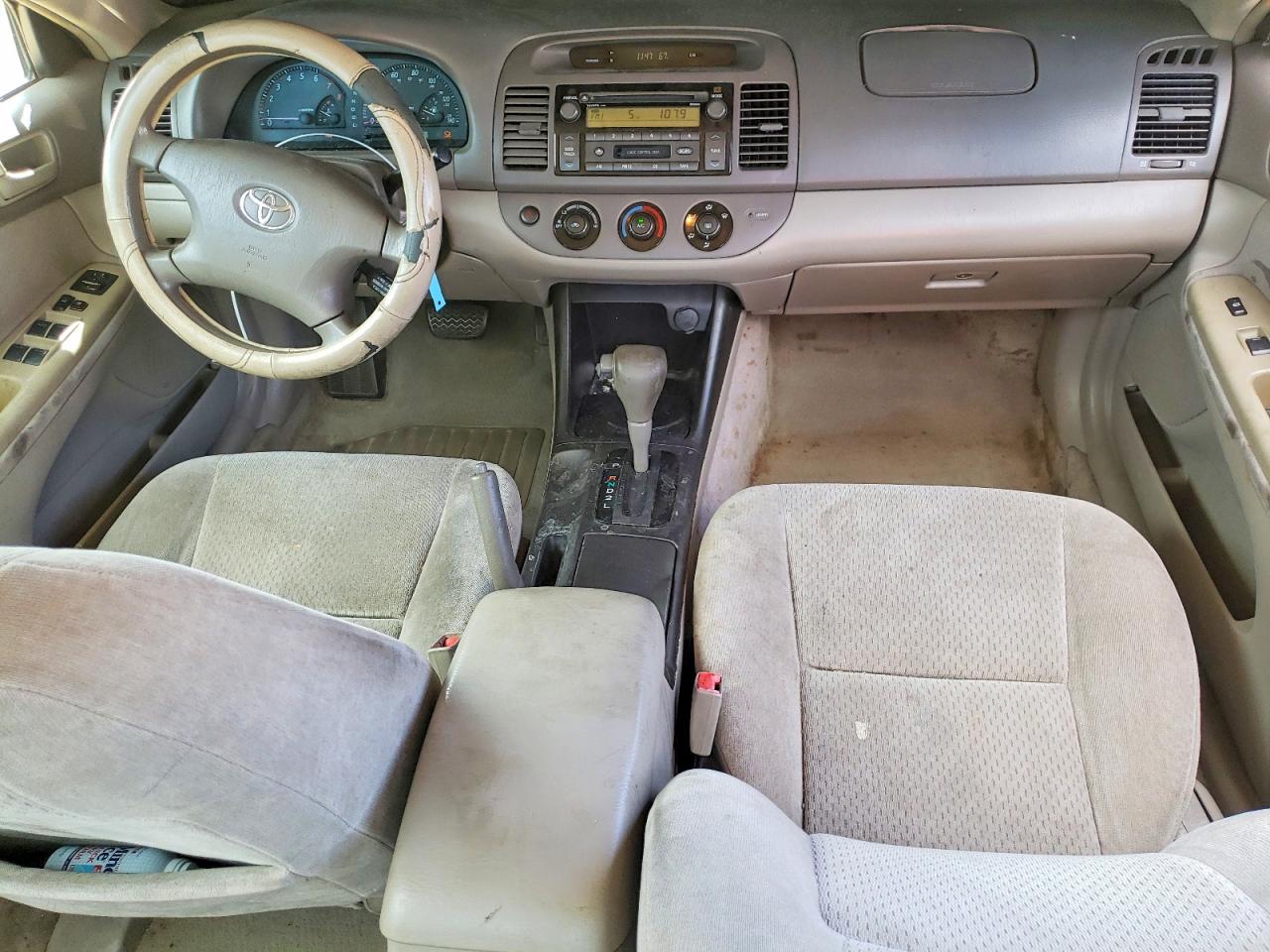 Toyota Camry Le V6