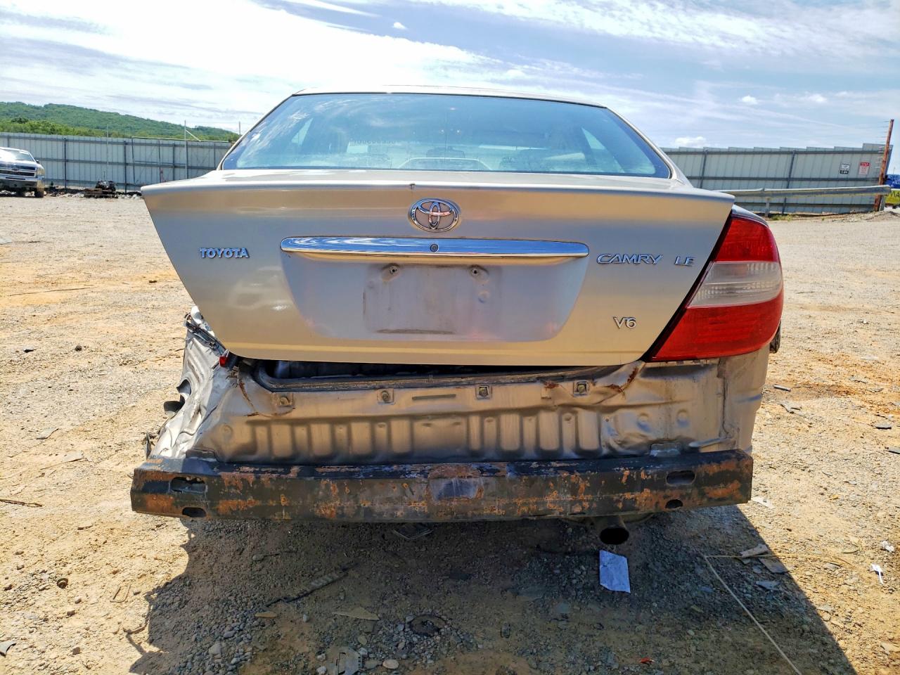 Toyota Camry Le V6