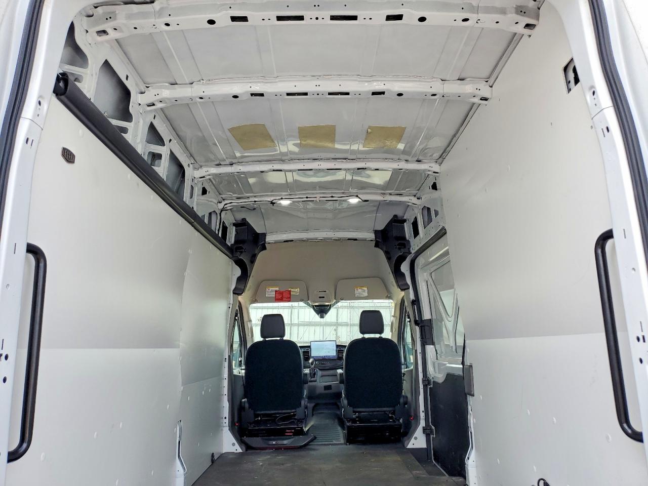 Ford Transit T-250