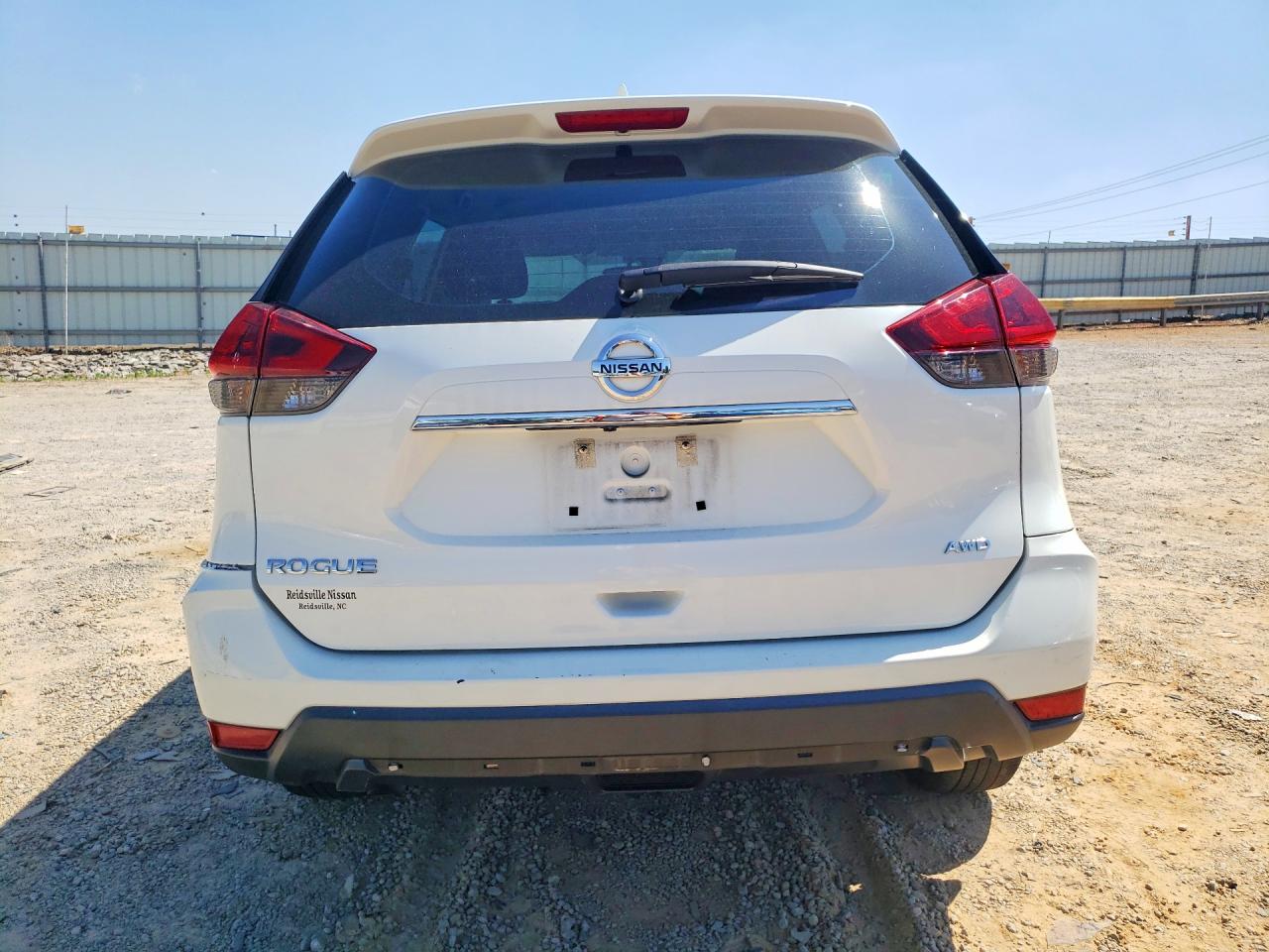 Nissan Rogue S