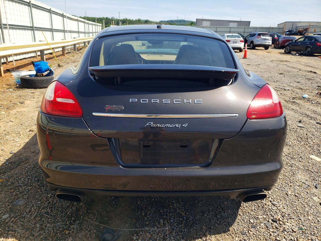 Porsche Panamera 2