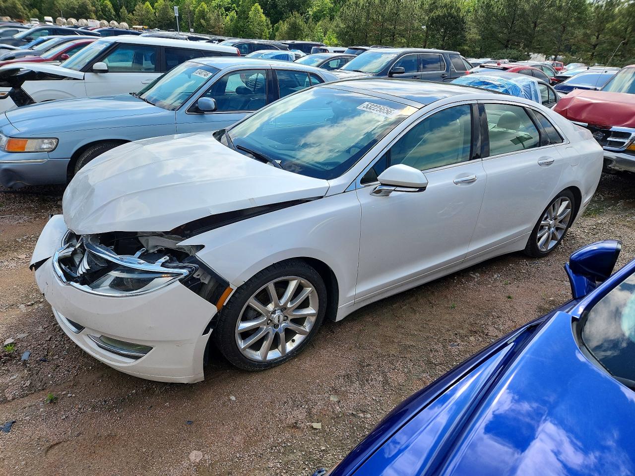Salvage Lincoln MKZ Image
