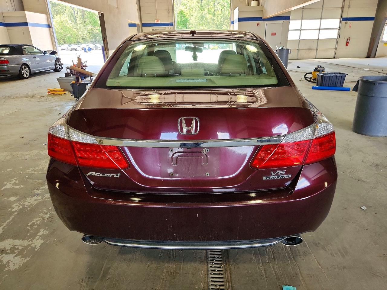 Honda Accord Touring