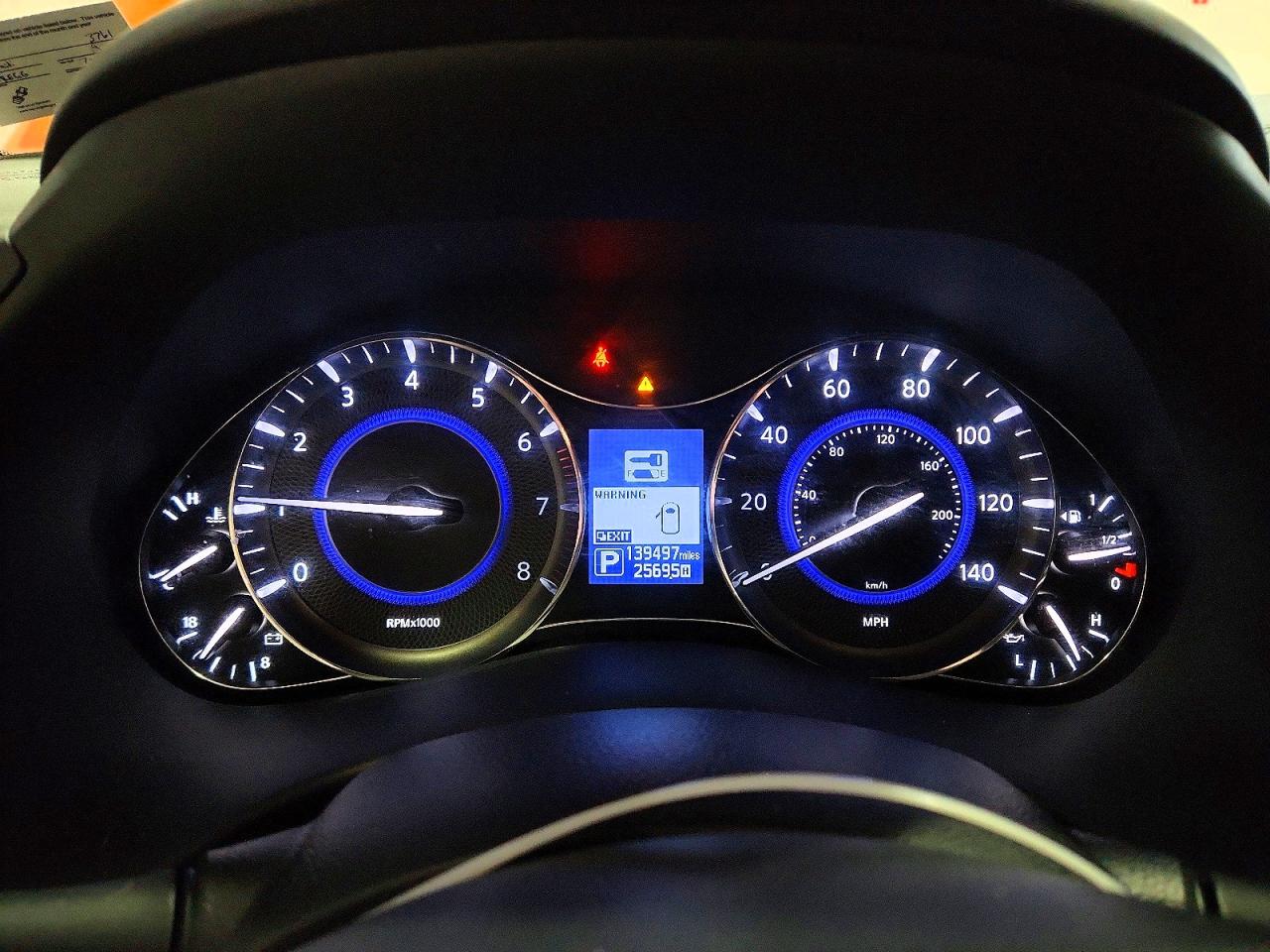 INFINITI Qx Luxe