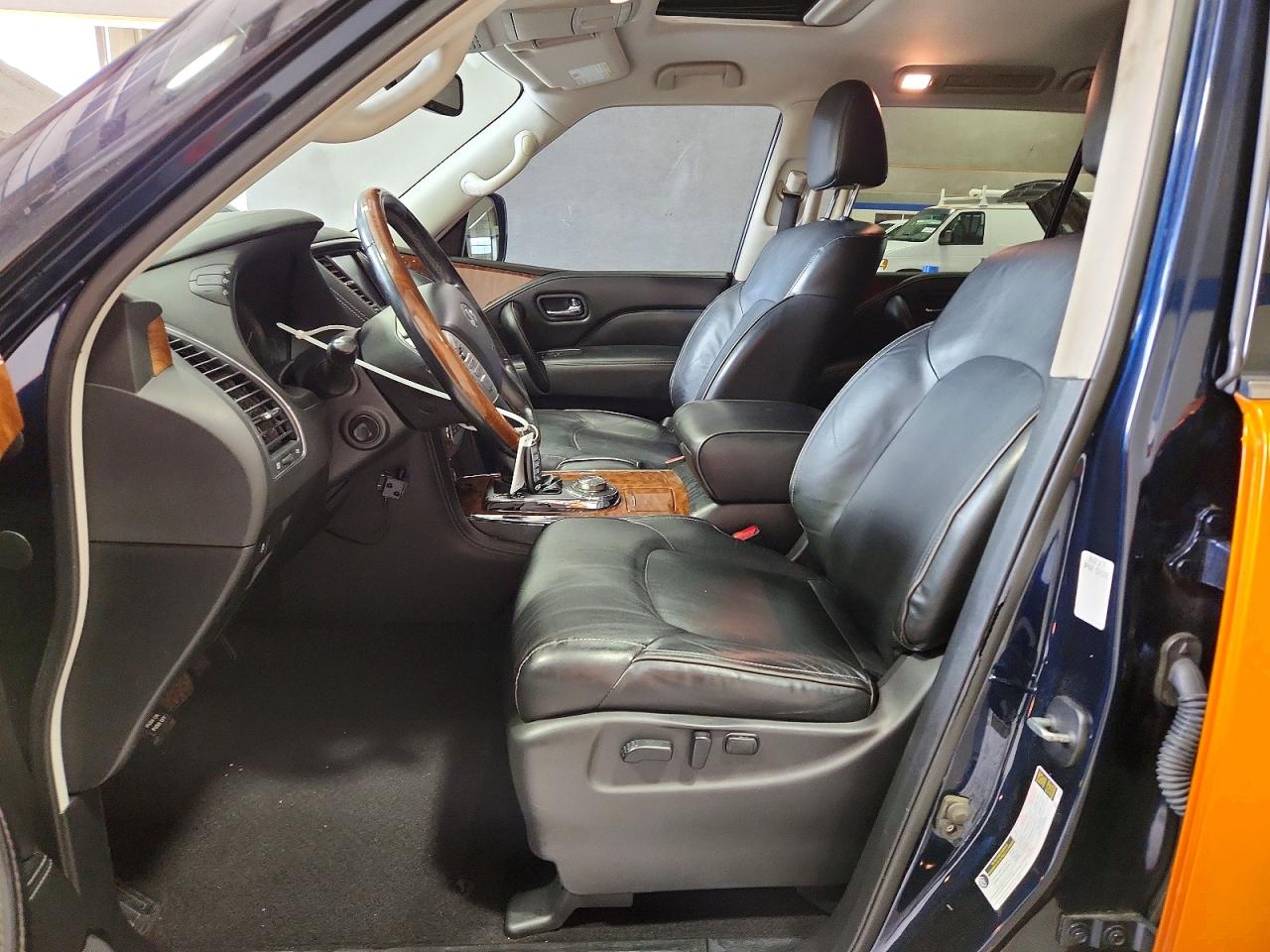 INFINITI Qx Luxe