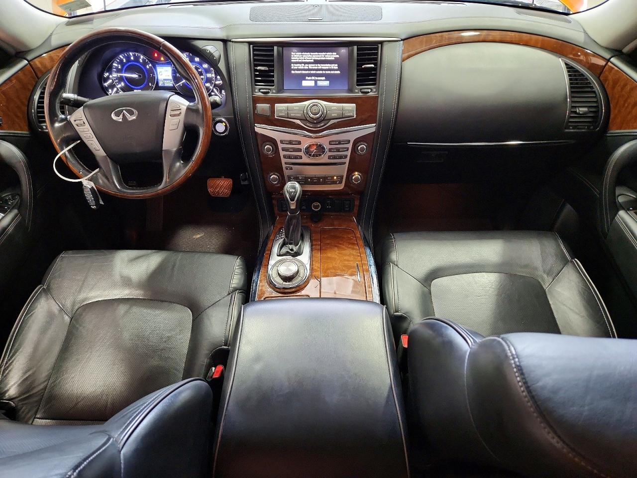 INFINITI Qx Luxe