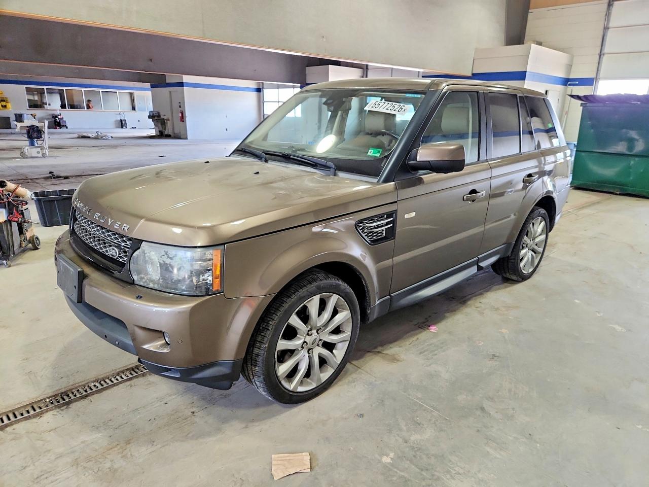 Salvage Land Rover Range Rover Image