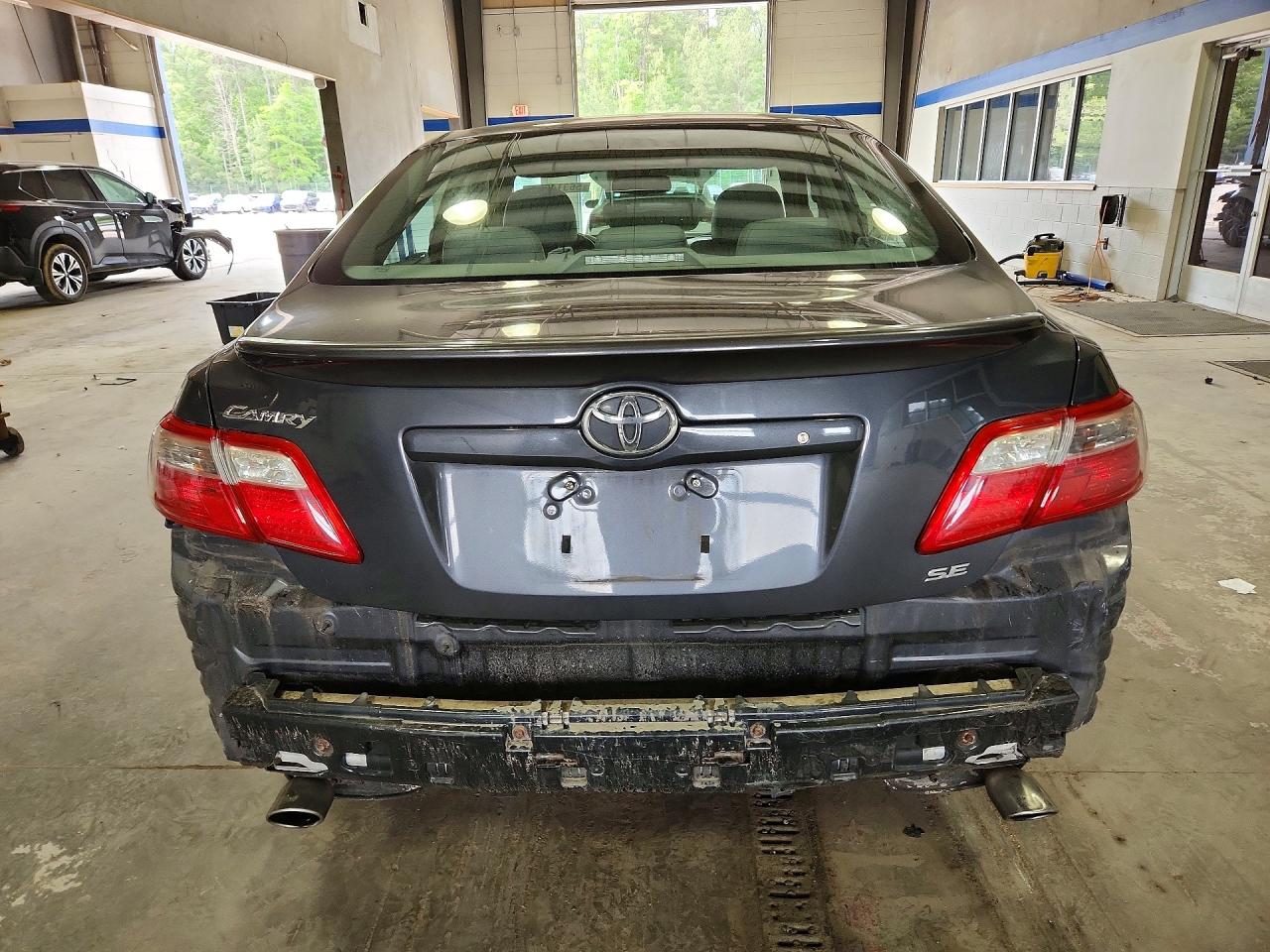 Toyota Camry Se V6