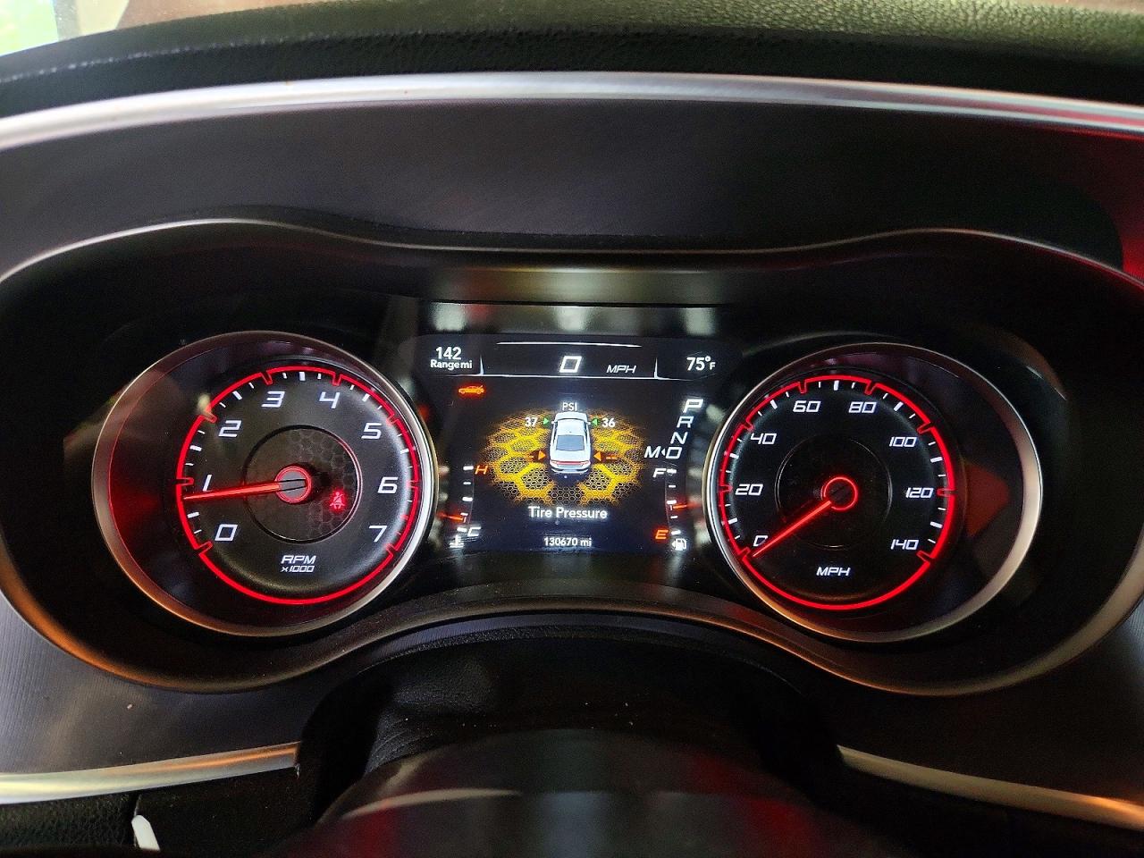 Dodge Charger Sxt
