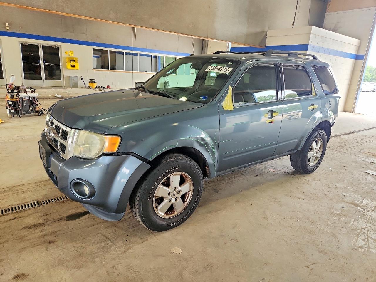 Salvage Ford Escape Image