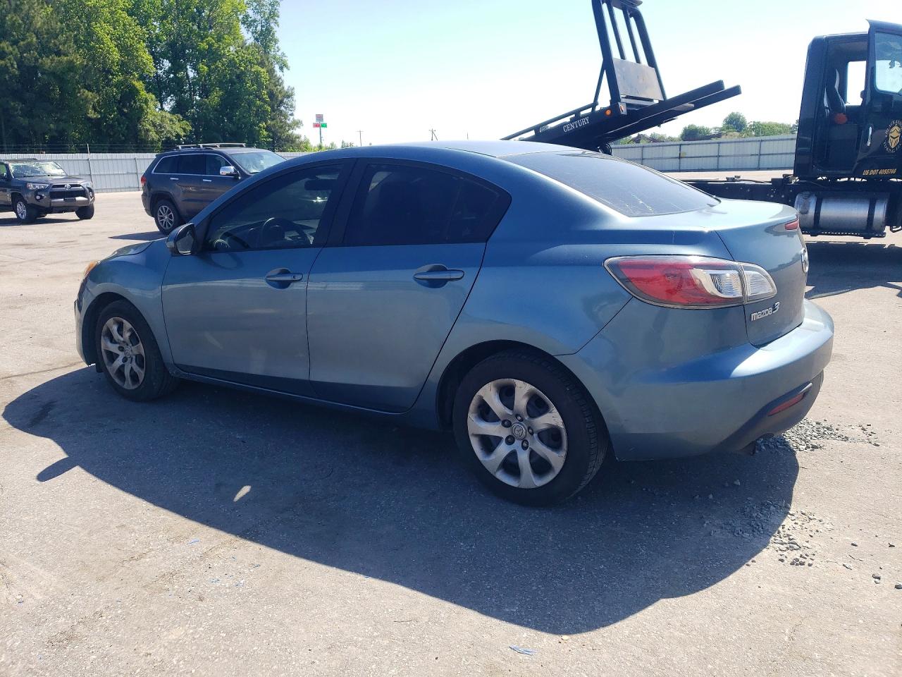 Mazda 3 I