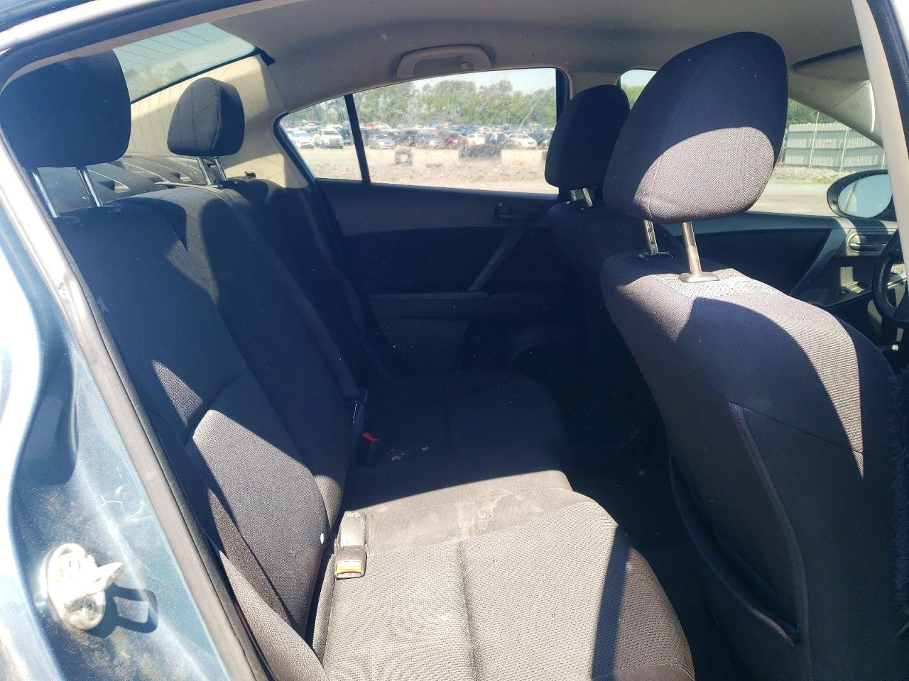 Mazda 3 I