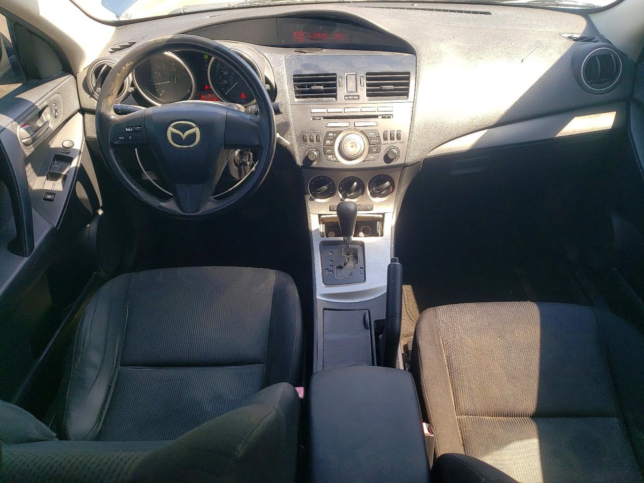 Mazda 3 I