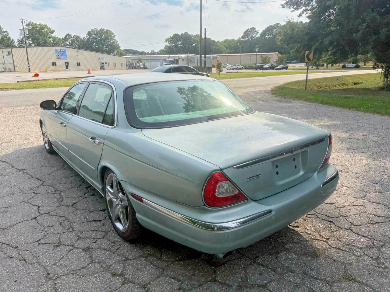 Jaguar XJ