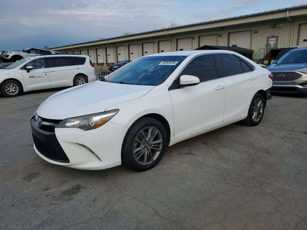 Salvage Toyota Camry Image