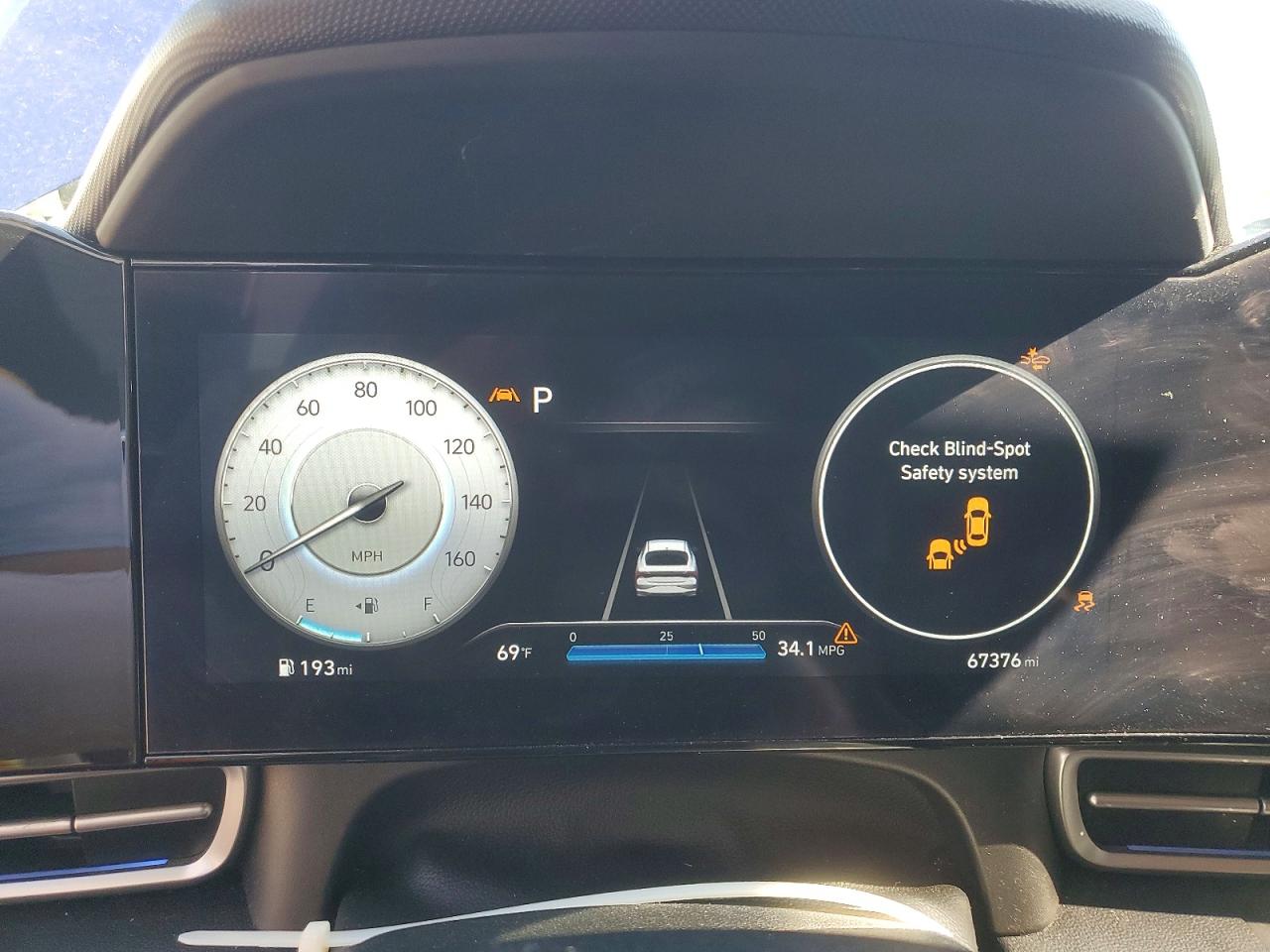 Hyundai ELANTRA Limited