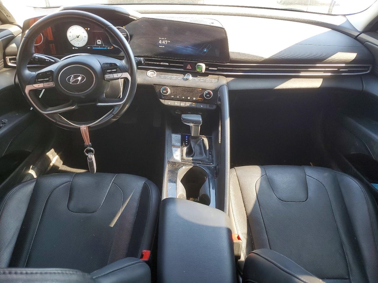 Hyundai ELANTRA Limited