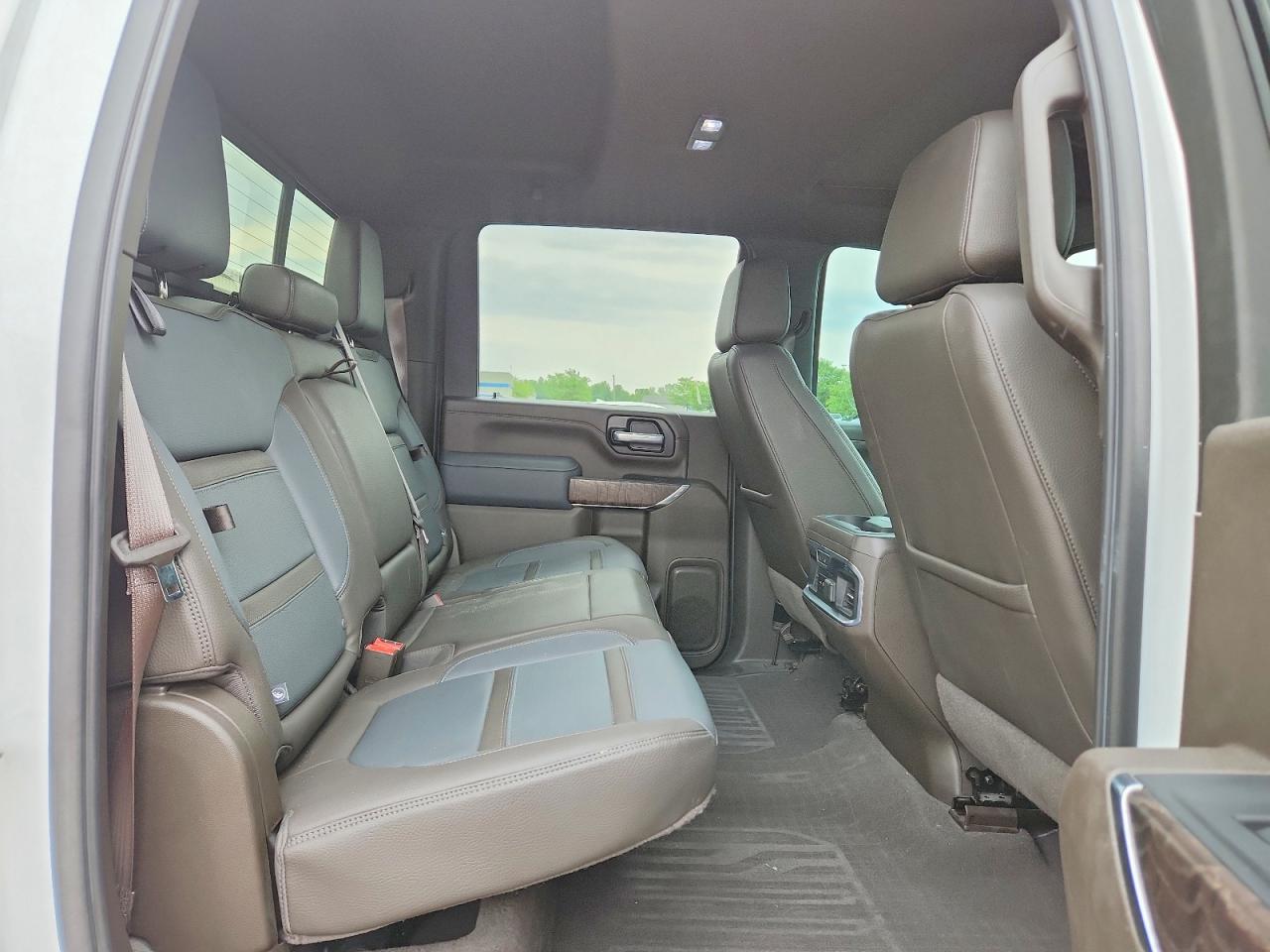 GMC Sierra K2500 Denali
