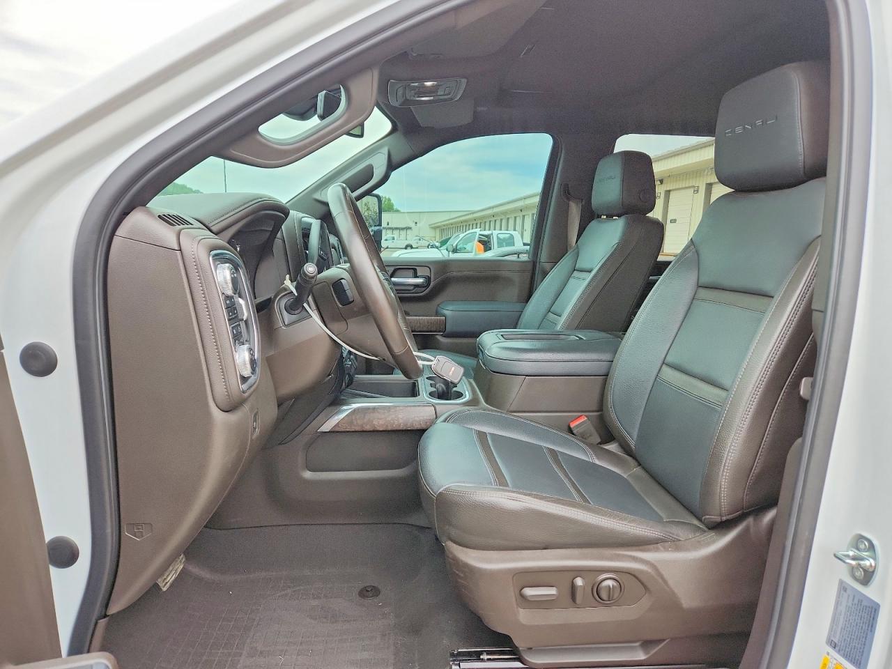 GMC Sierra K2500 Denali