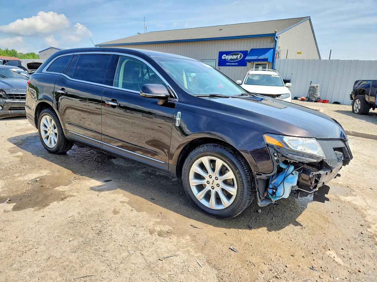Lincoln MKT
