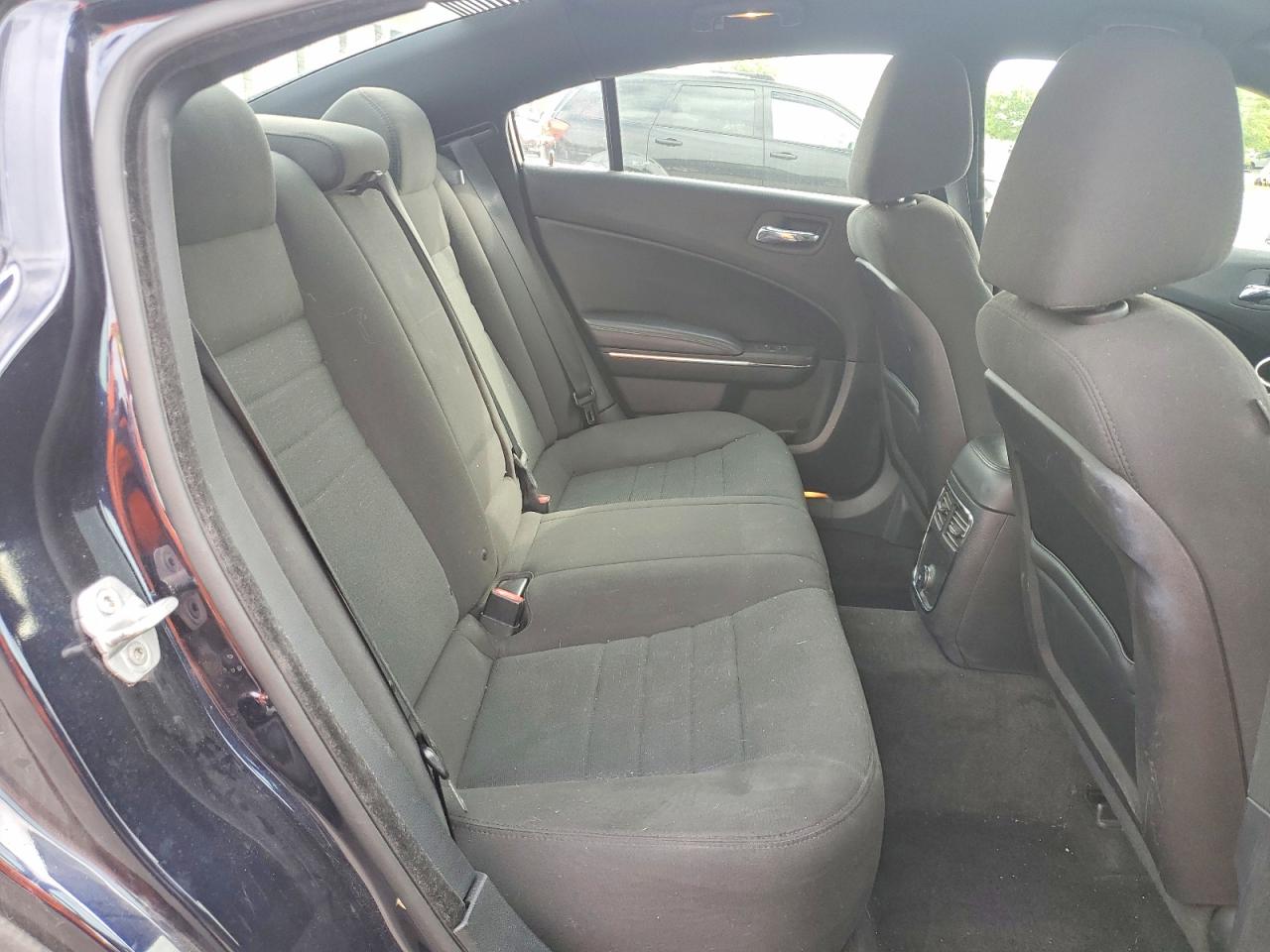 Dodge Charger Se
