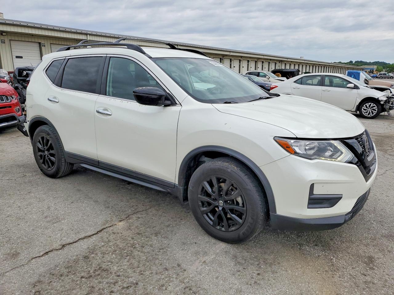 Nissan Rogue Sv