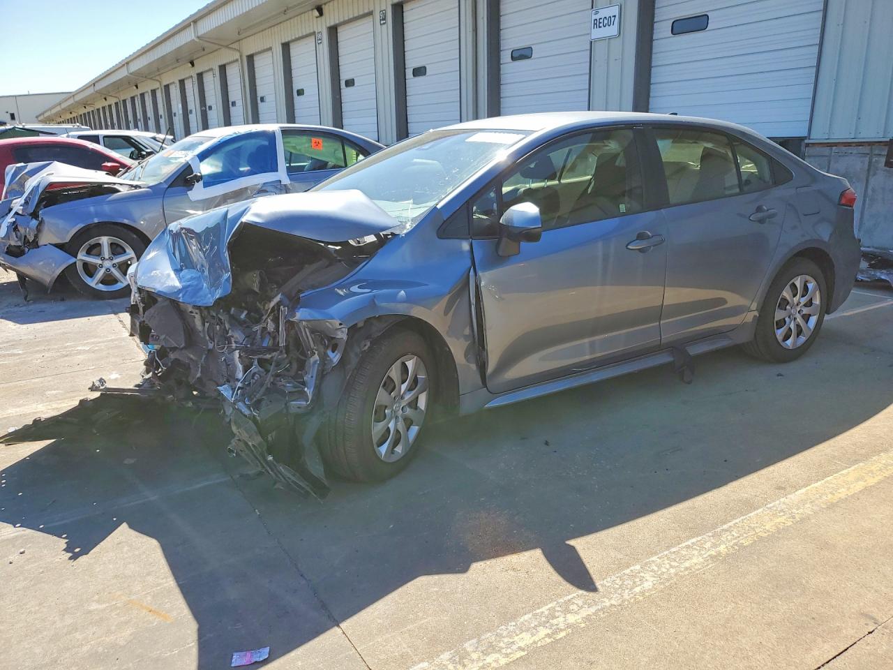 Salvage Toyota Corolla Image