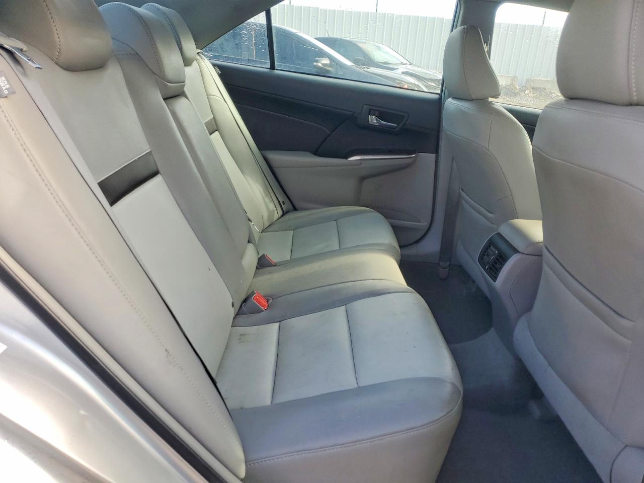 Toyota Camry Xle