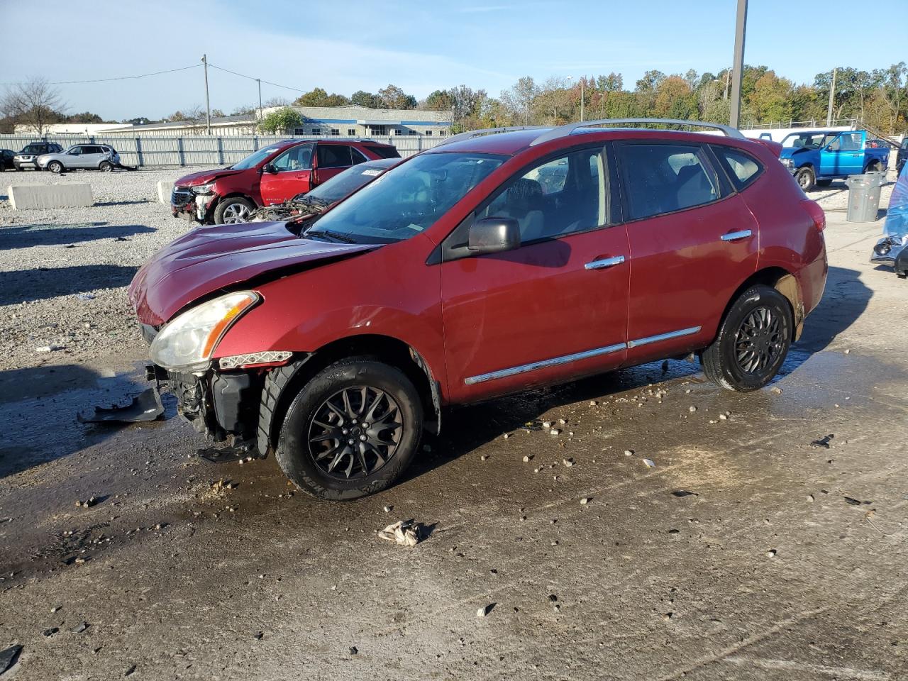 Salvage Nissan Rogue Image