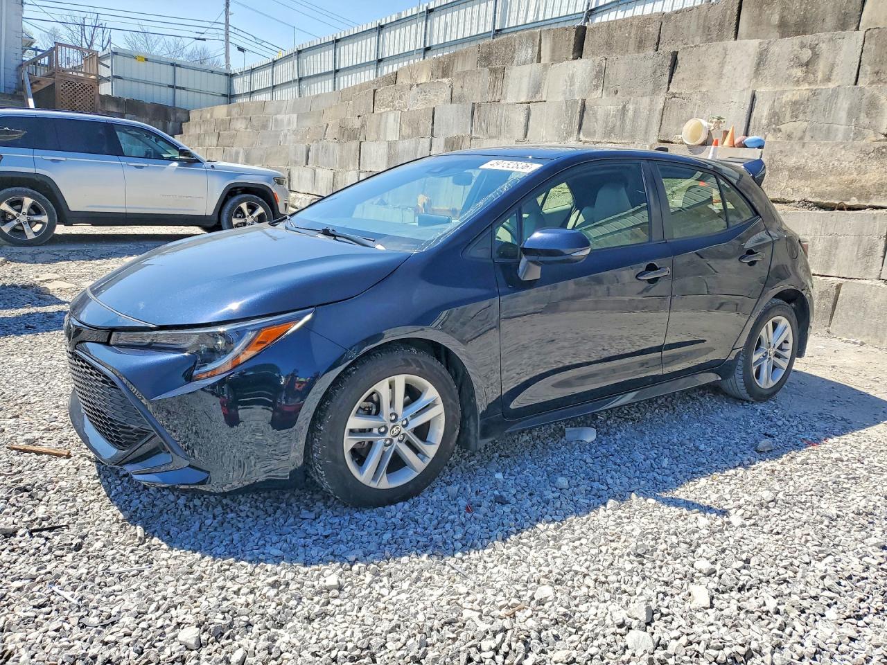 Salvage Toyota Corolla Image