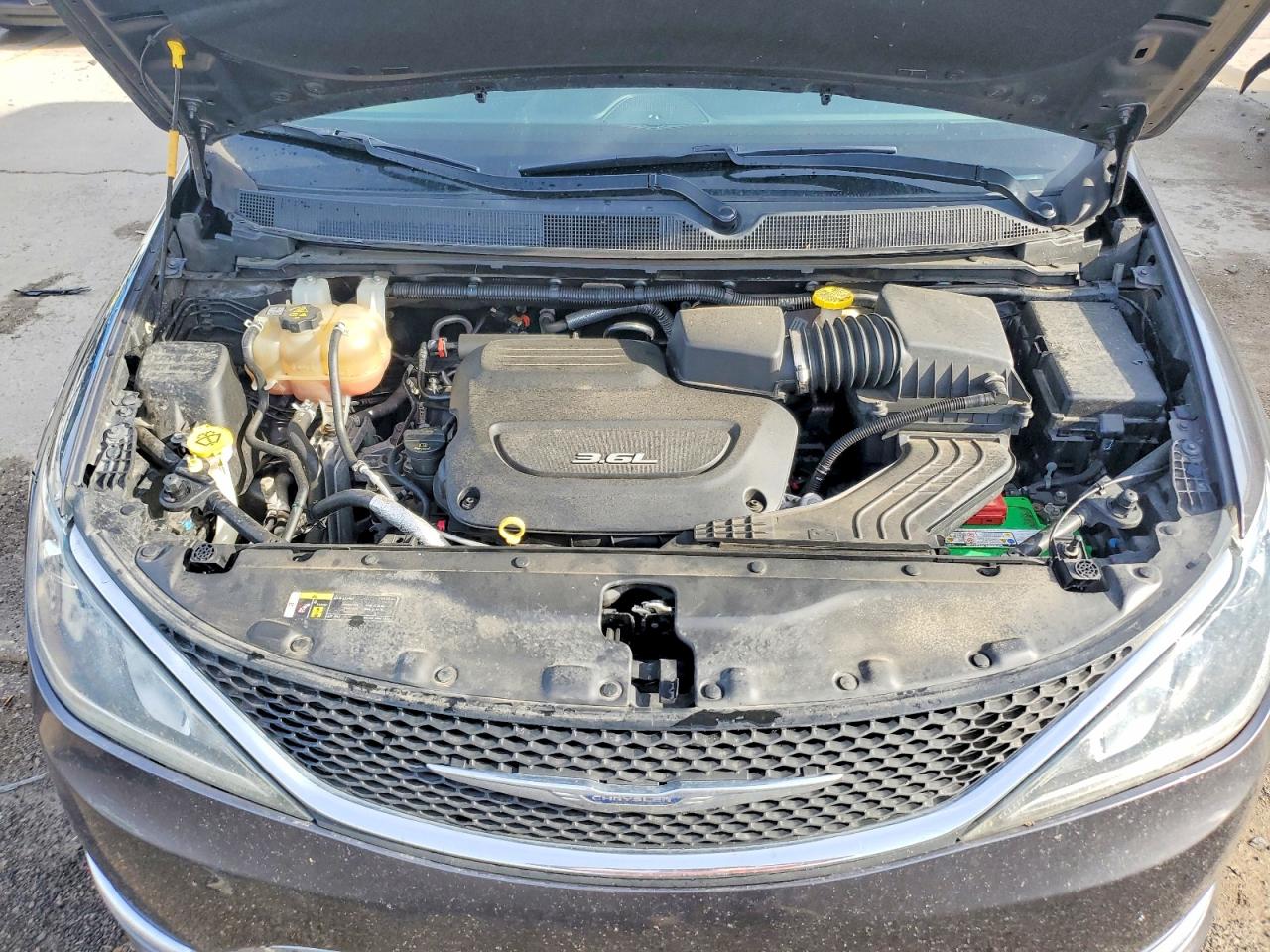 Chrysler Pacifica Touring L