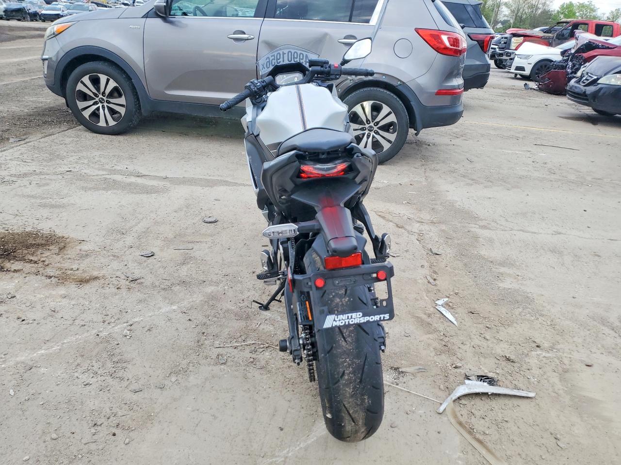 Kawasaki Ex P