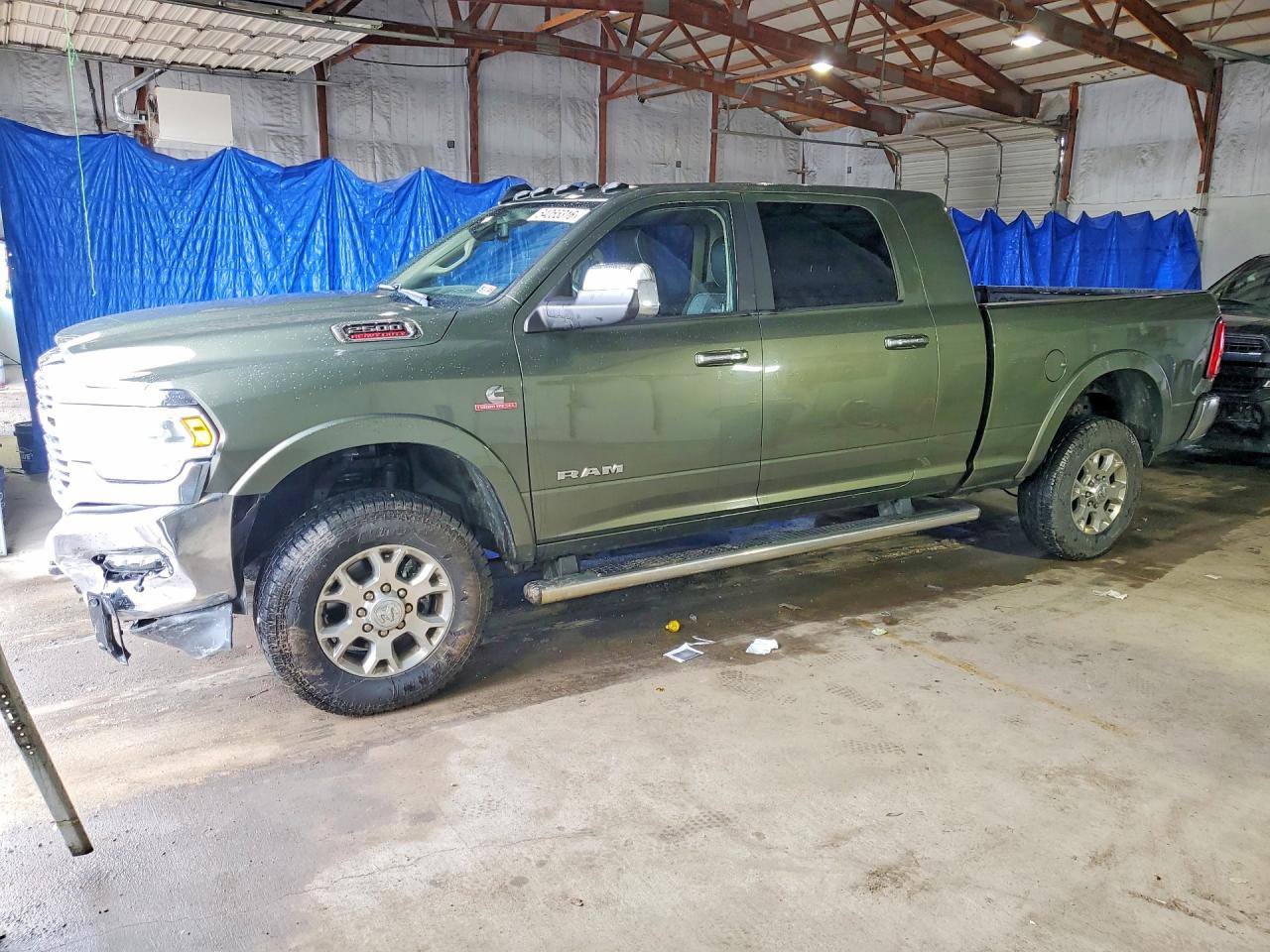 Salvage Ram 2500 Image