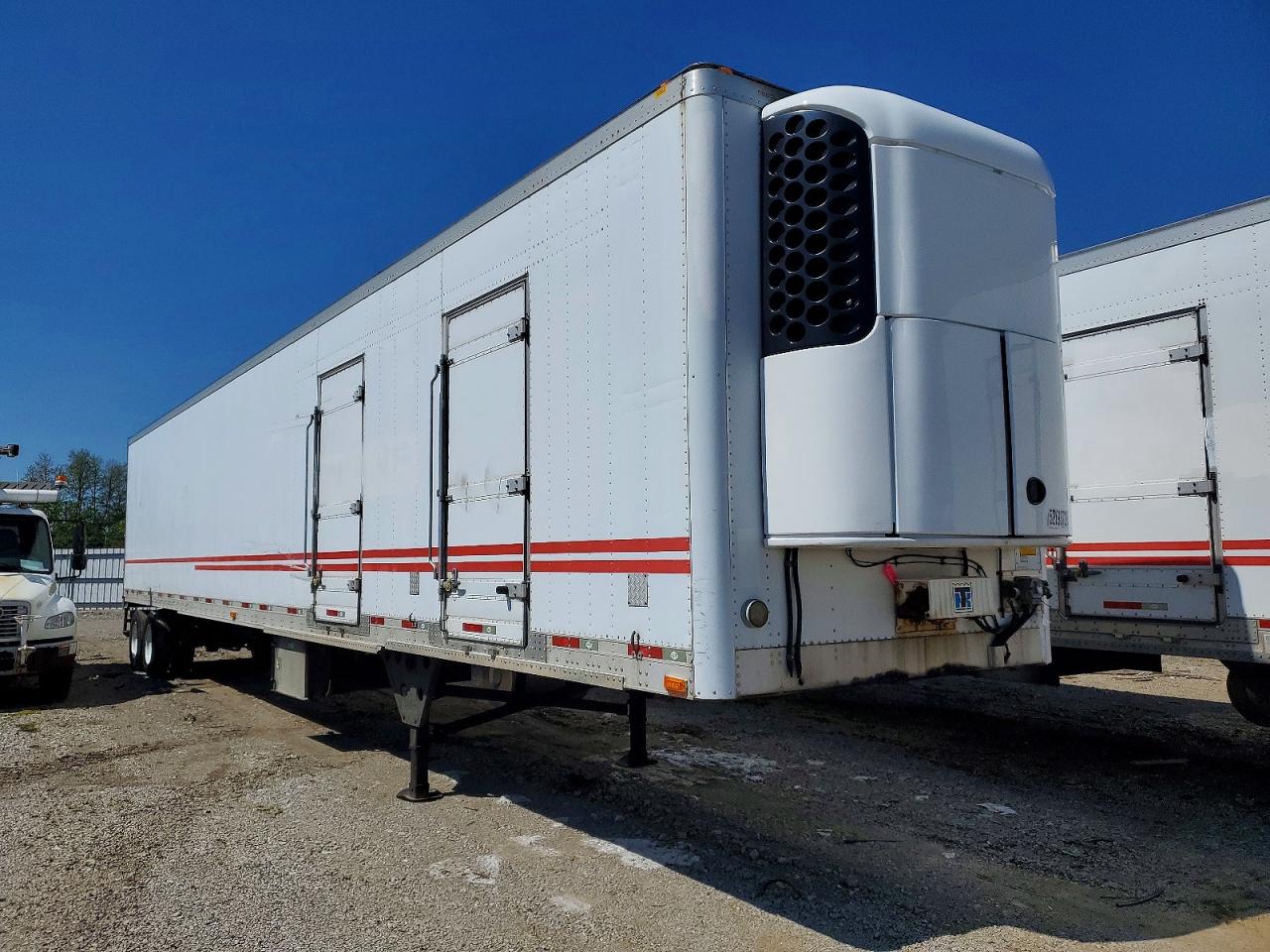 Salvage Utility Reefer Tra Image