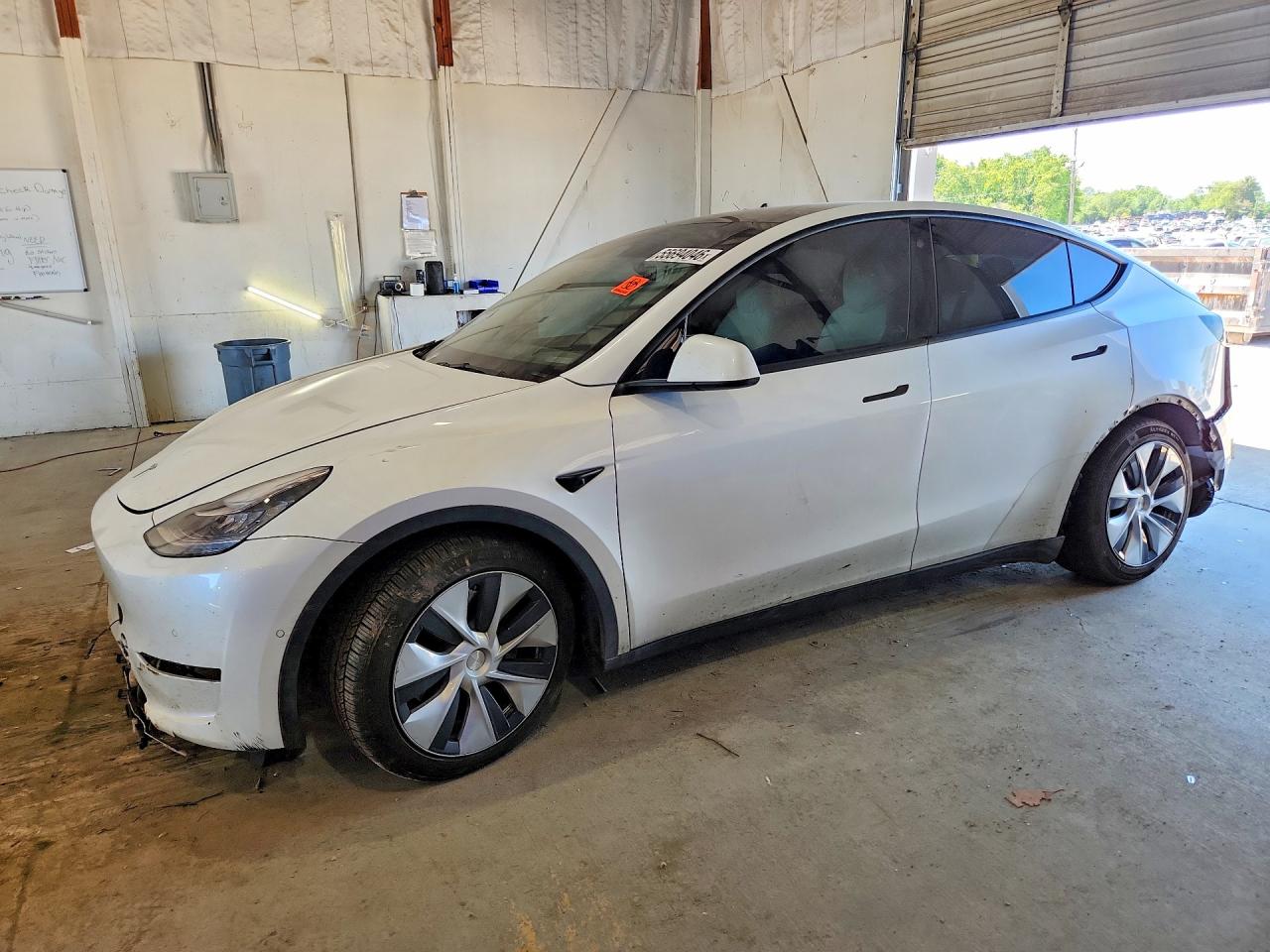 Salvage Tesla Model Y Image