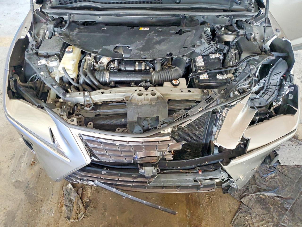 Lexus NX Base